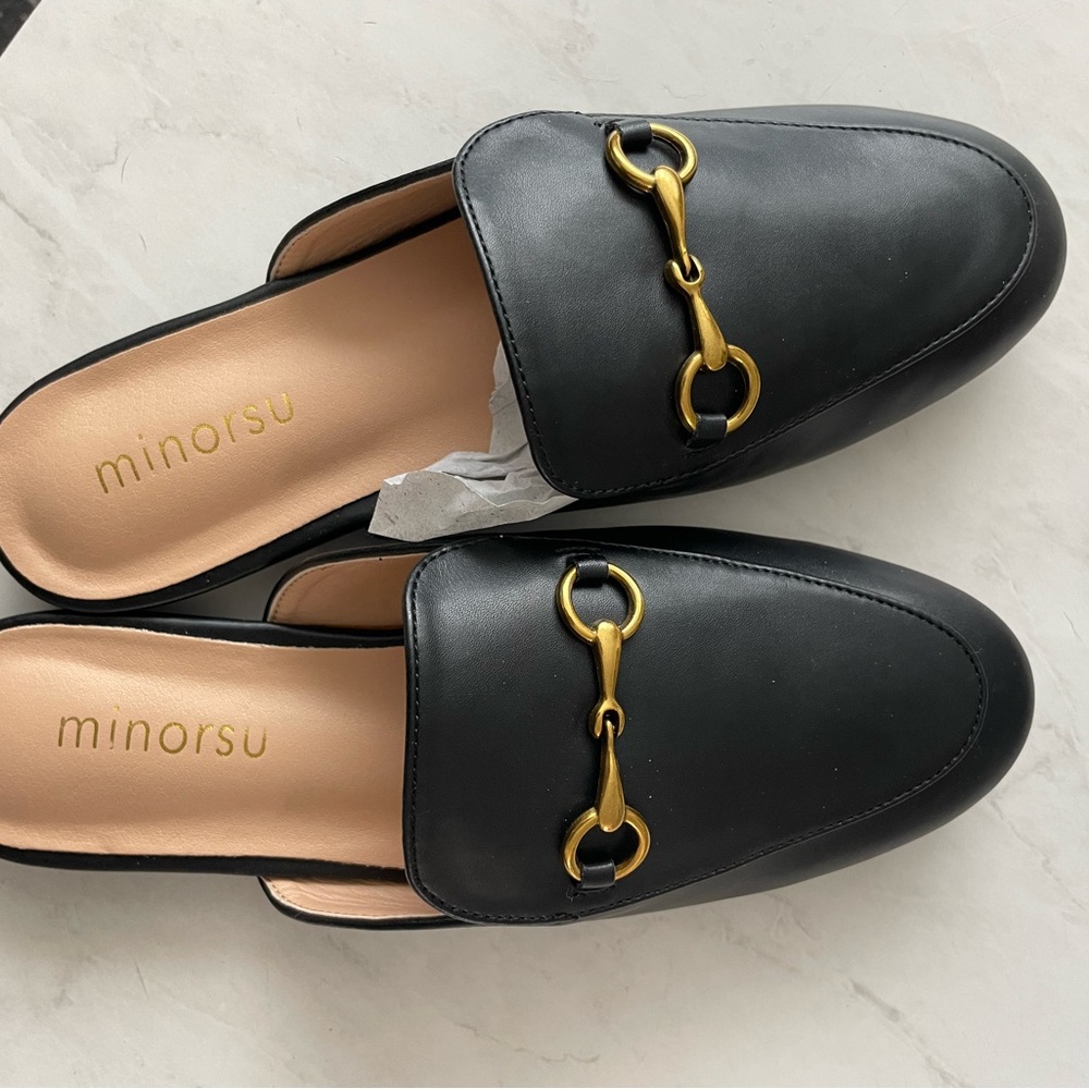 Black Loafers with Gold Detail Women’s 7.5